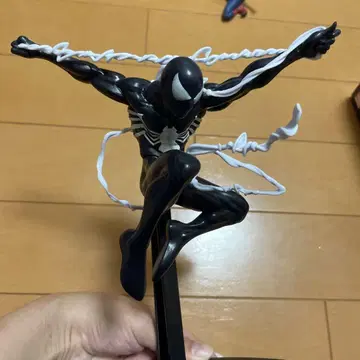 MARVEL 블랙 코스튬 스파이더맨