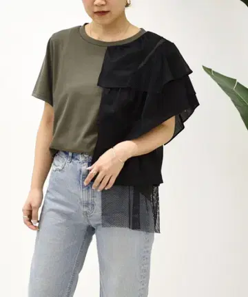 새상품 에이미로우 Jena 프릴 블랙 반팔 티셔츠 카키