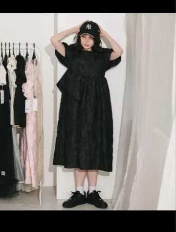 ANDRESD 버블 슬리브 자카드 드레스