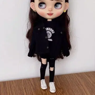 브라이스 아웃핏 세트