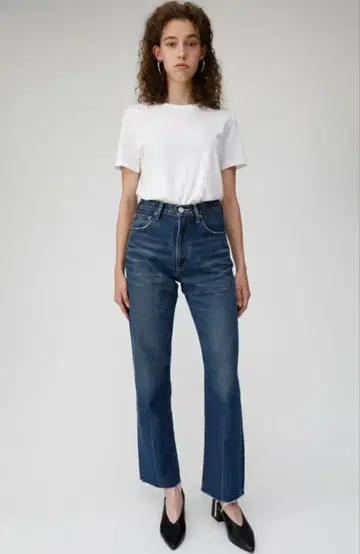 MOUSSY HW CUT OFF STRAIGHT