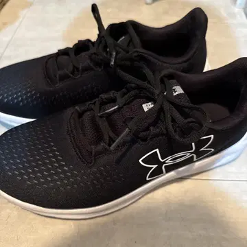 언더아머 UNDER ARMOUR Men UA 차지드 패스3