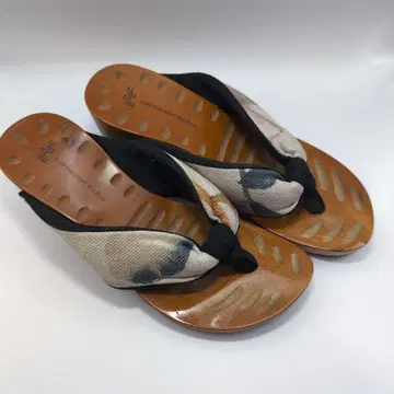 미즈토리 mizutori 일본 나막신 베이지 x 블랙 s 사이즈