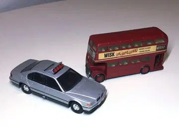 CORGI 2대 세트 007 극중차 BMW 750i & 런던 버스
