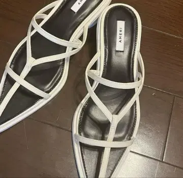 아메리 샌들