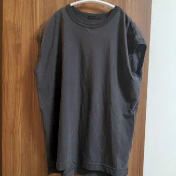 쿠누펠 다크 브라운 T셔츠