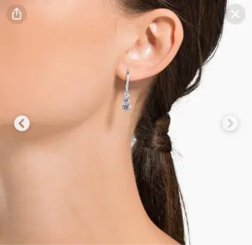 Swarovski Attract Trilogy 후프 귀걸이 5416155