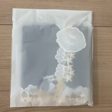 치카자와 레이스 타월 손수건 꿈먹는 바쿠 네이비 유료 랩핑