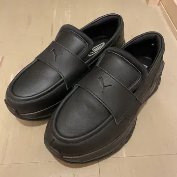 [미사용 새상품] 푸마 스니커즈 로퍼 24.5cm
