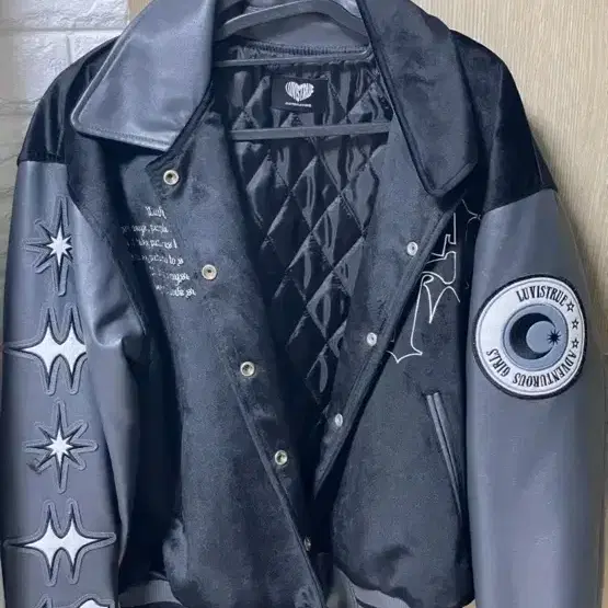 VARSITY JACKET(BLUE)/[限定]LUVISTRUE/ Louis Vuitton Blue Wizard Of Oz Varsity Jacket – Savonches