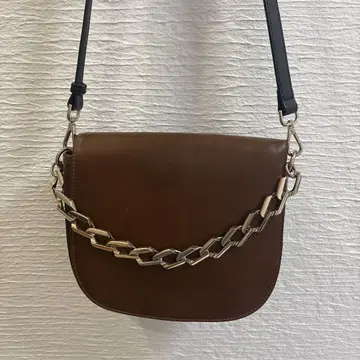 ZARA 브라운 가죽 숄더백