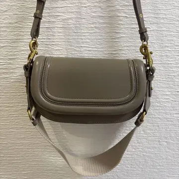 ZARA 그레이 가죽 숄더백