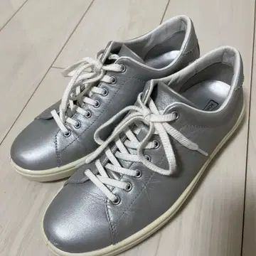 ACHILLES SORBO 실버 가죽 스니커즈