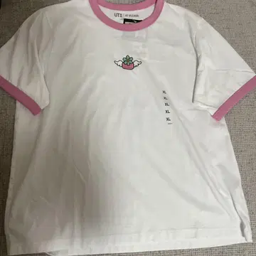 UT 야자와 아이 XL 티셔츠 해피베리