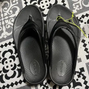 oofos omega 통굽 샌들 23~23.5 블랙 NOMAD