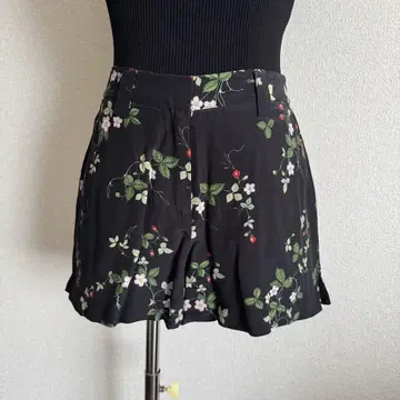 [ TOPSHOP ] 탑샵 숏팬츠