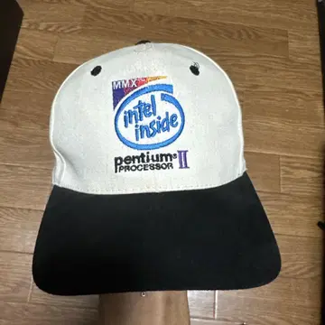 Intel Pentium II 캡 MMX 로고