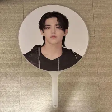 에스쿱스 승철 follow 부채