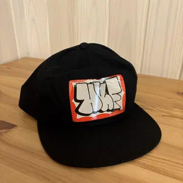 [새상품] HUF 블랙 그래피티 캡 O/S