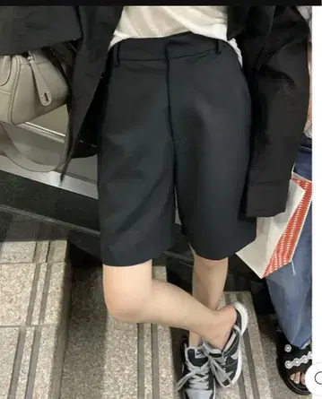 torugato 블랙 하프 팬츠 새상품