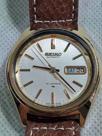 SEIKO 오토매틱 시계 골드 컬러 케이스 브라운 가죽