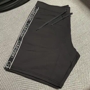 캘빈클라인 calvin klein 숏팬츠