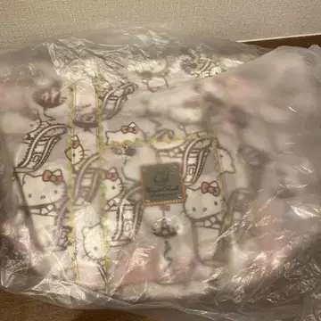 crystal ball 헬로키티 토트백