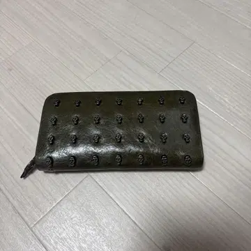 스컬 스터드 올리브 그린 장지갑