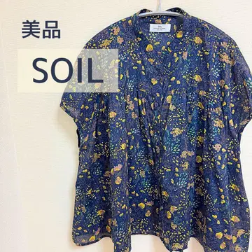[새상품급] SOIL 소일 꽃무늬 프렌치 슬리브 셔츠 면100% 네이비