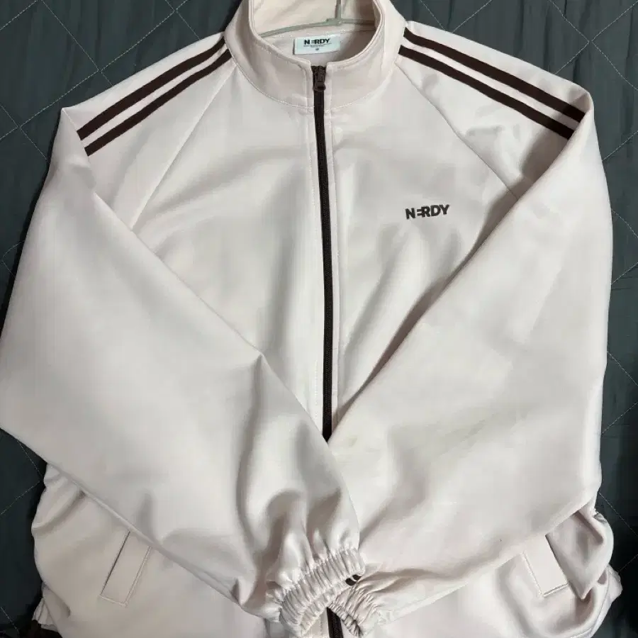 NERDY | 널디 Quick Sale) Nerdy Track Jacket M #널디트랙탑 on