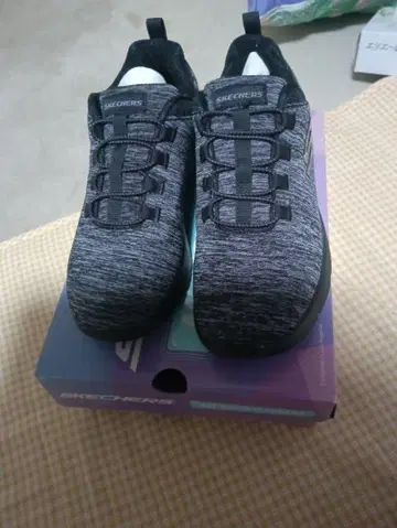 SKECHERS 스케쳐스 23 cm 메모리폼 블랙 슬립온