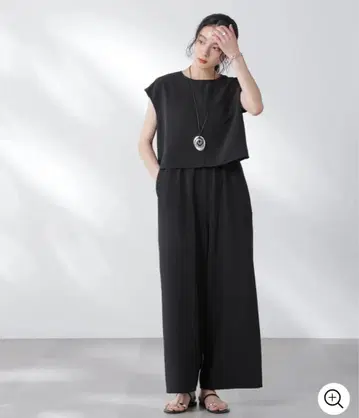 [미사용 택 포함] 나노 유니버스 프렌치 슬리브 올인원