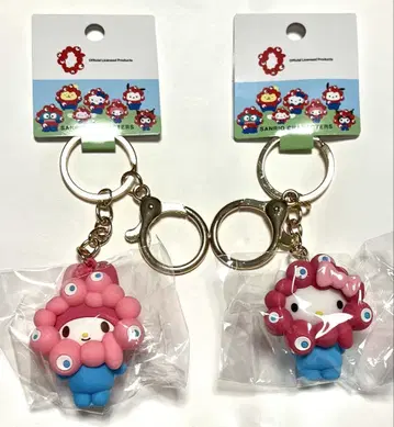 오사카 엑스포 헬로키티 & 마이멜로디 입체 마스코트 키링 2세트