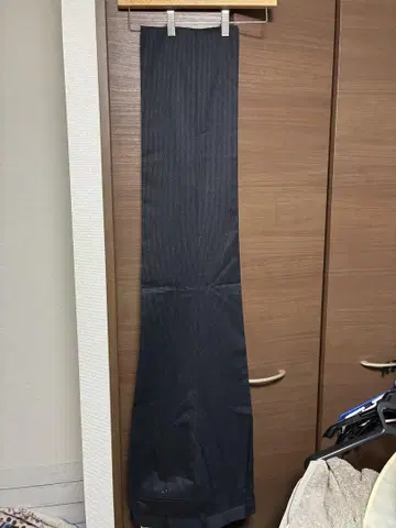 미사용 새상품 울 100% 슬랙스