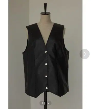 BLACK BY MOUSSY 인조 가죽 베스트