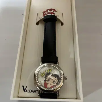[ 레트로 레어 ] 새상품 BETTY BOOP 베티 부프 베티짱 손목시계