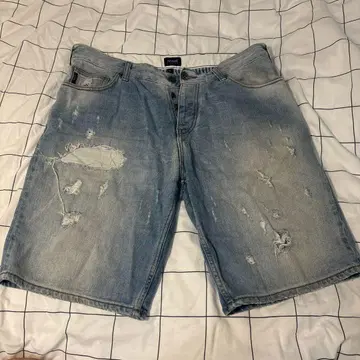 Armani Jeans 숏팬츠 사이즈 50 데미지 가공