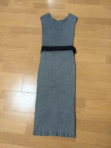 배송비 포함! 그레이 슬리브리스 니트 원피스 벨트 포함