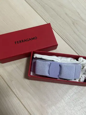 Ferragamo 페라가모 머리핀 라벤더 헤어 액세서리