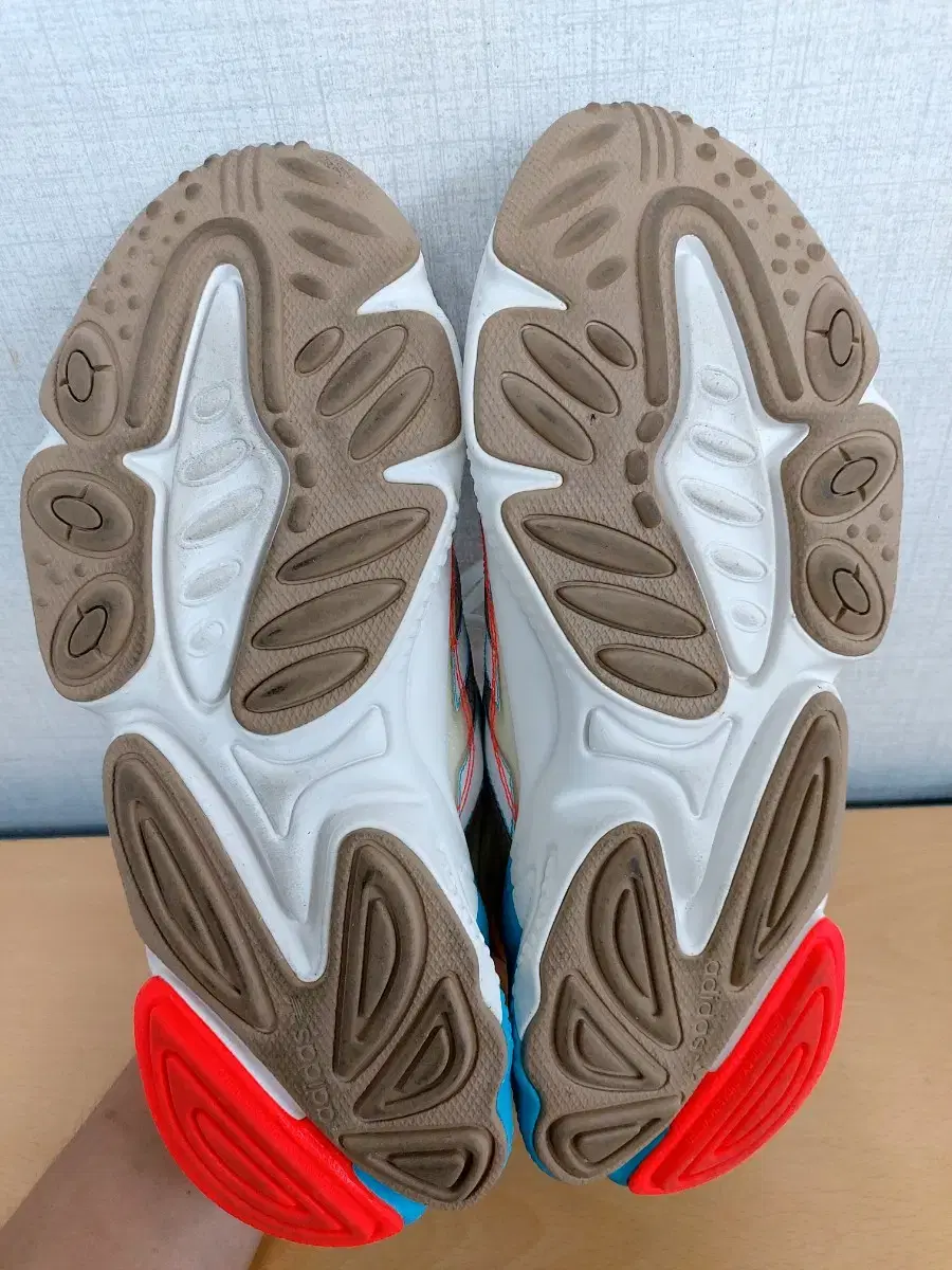 Product Details - 4