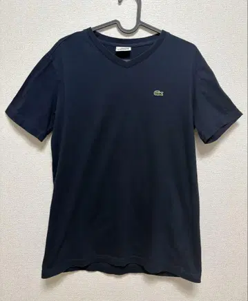 Lacoste 네이비 V넥 티셔츠