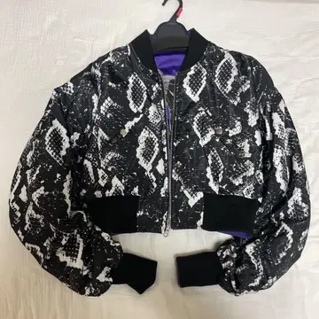 STUDIO R330 숏 리버서블 자켓 블루종