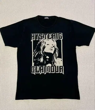 [레어 디자인] HYSTERIC GLAMOUR 블랙 티셔츠