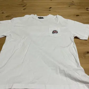 XLARGE 포켓 부착 티셔츠 화이트