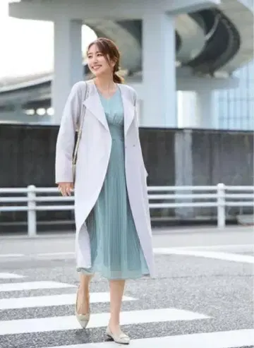 새상품급 내추럴 뷰티 베이직 노카라 코트 M