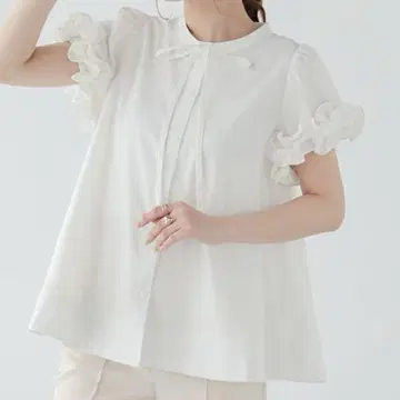 볼륨 프릴 하프 슬리브 핏모어