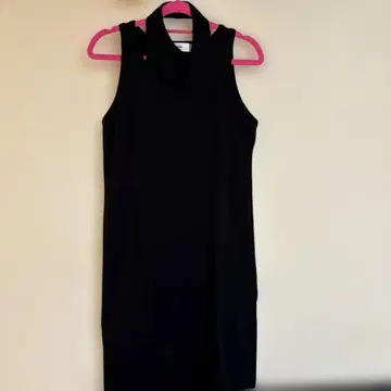 새상품 프랭키샵 The frankie shop 원피스 블랙