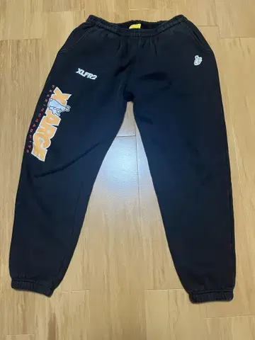 FR2 x XLARGE 콜라보 맨투맨