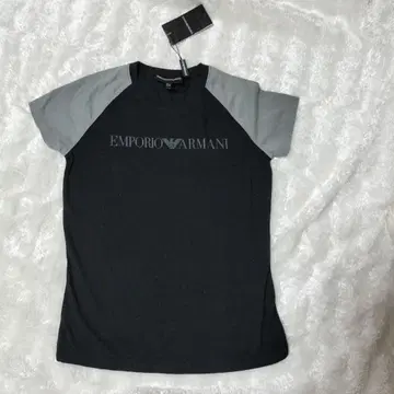 EMPORIO ARMANI 블랙 그레이 반팔 티셔츠 USA 2