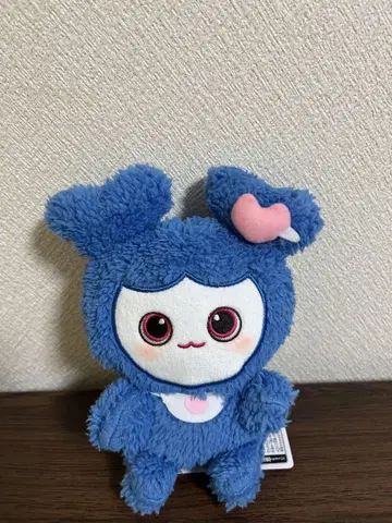 파란 캐릭터 봉제 인형